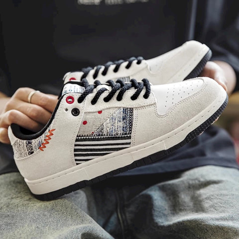 MRA LOWS FLOATING WORLD EDITION SNEAKER