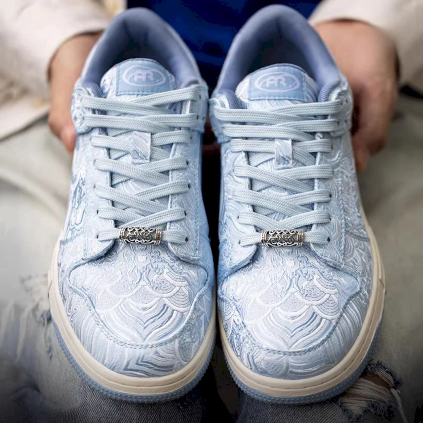 MRA LOWS SILK WAVE EDITION SNEAKER