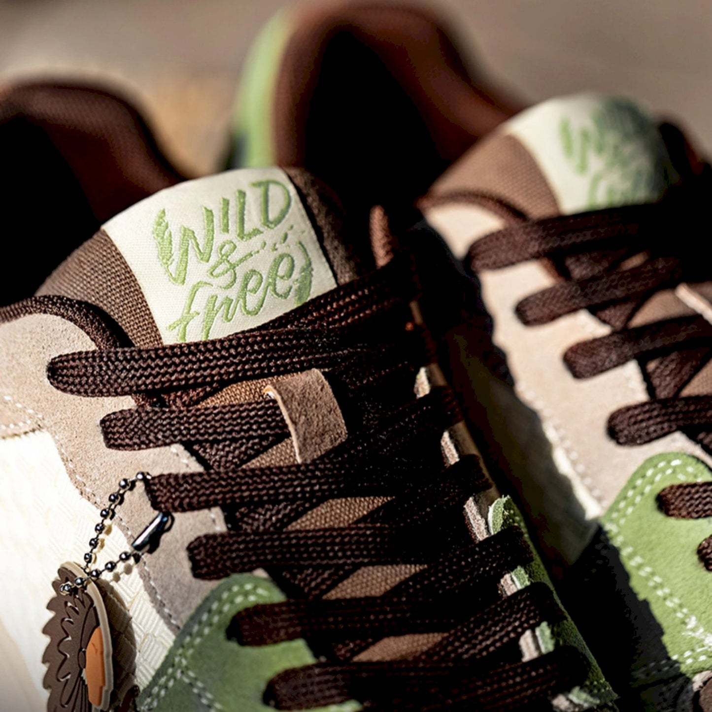 MRA LOWS SPIRIT TRAIL EDITION SNEAKER