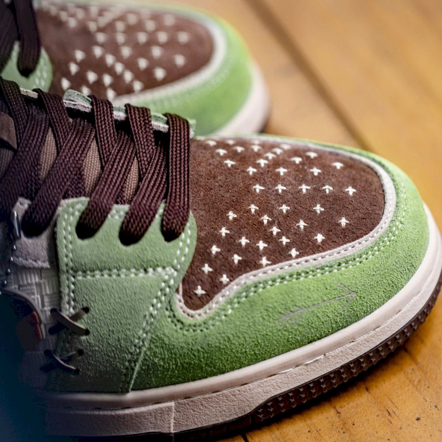 MRA LOWS SPIRIT TRAIL EDITION SNEAKER