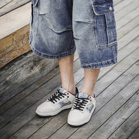 MRA LOWS FLOATING WORLD EDITION SNEAKER