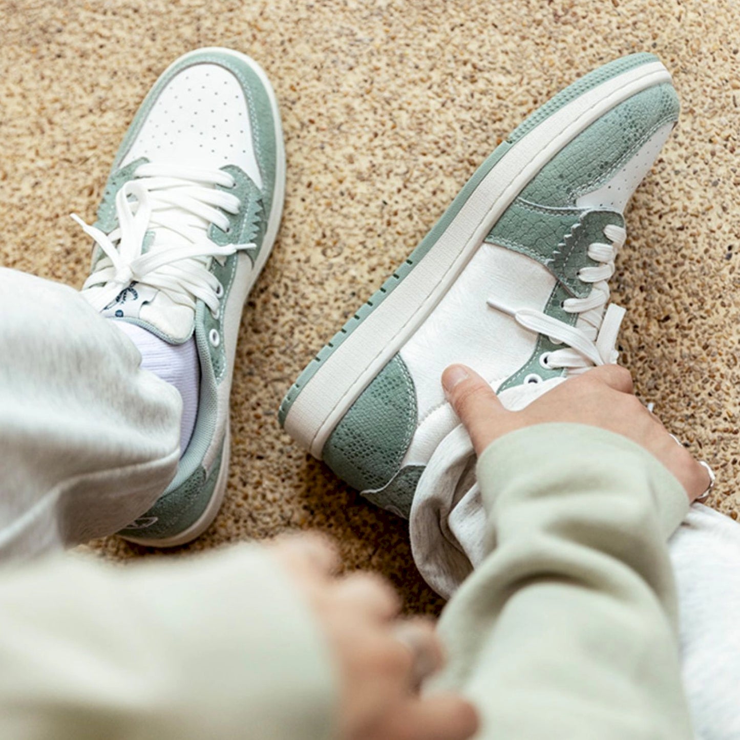 MRA LOWS SILK SERPENT EDITION SNEAKER
