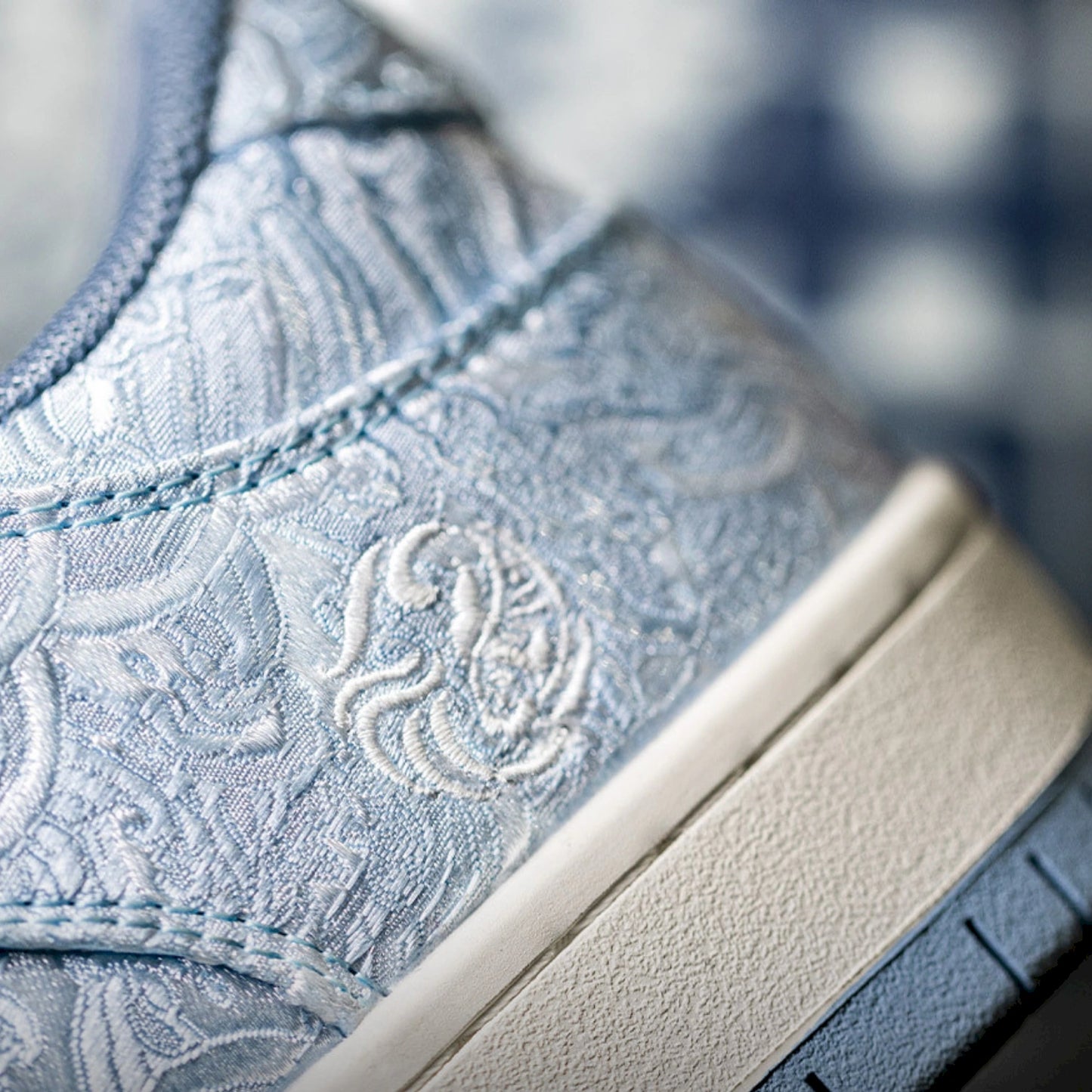 MRA LOWS SILK WAVE EDITION SNEAKER