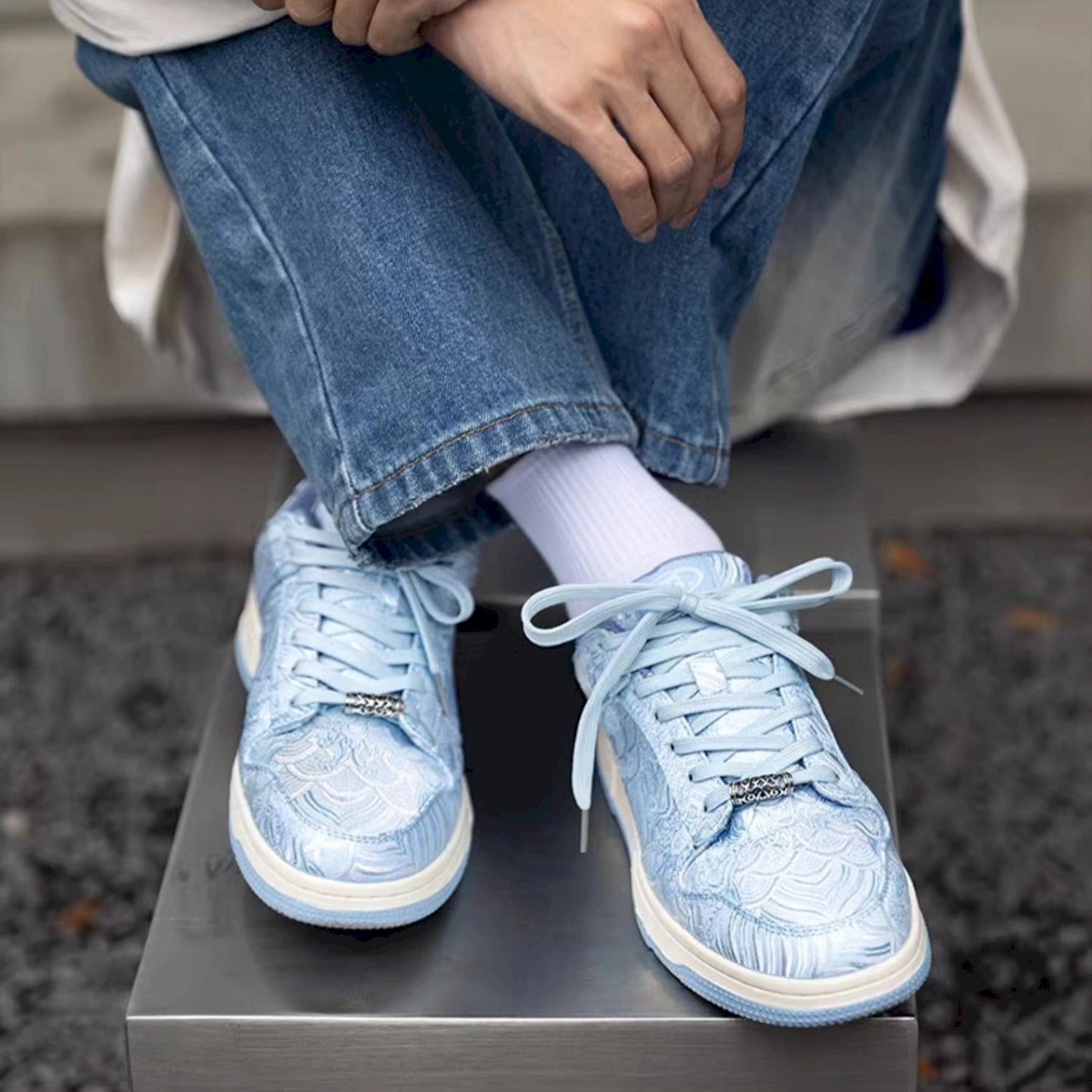 MRA LOWS SILK WAVE EDITION SNEAKER