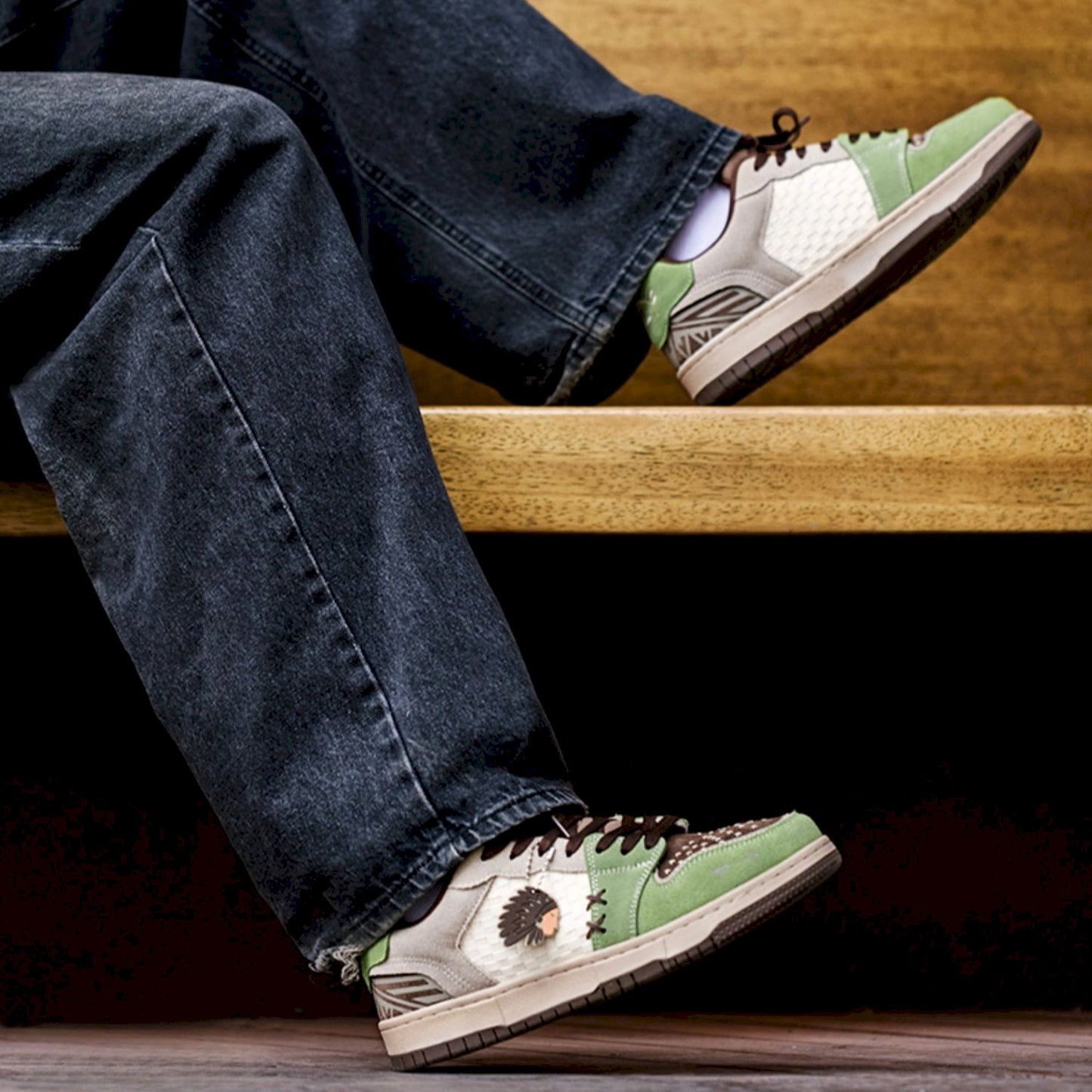 MRA LOWS SPIRIT TRAIL EDITION SNEAKER