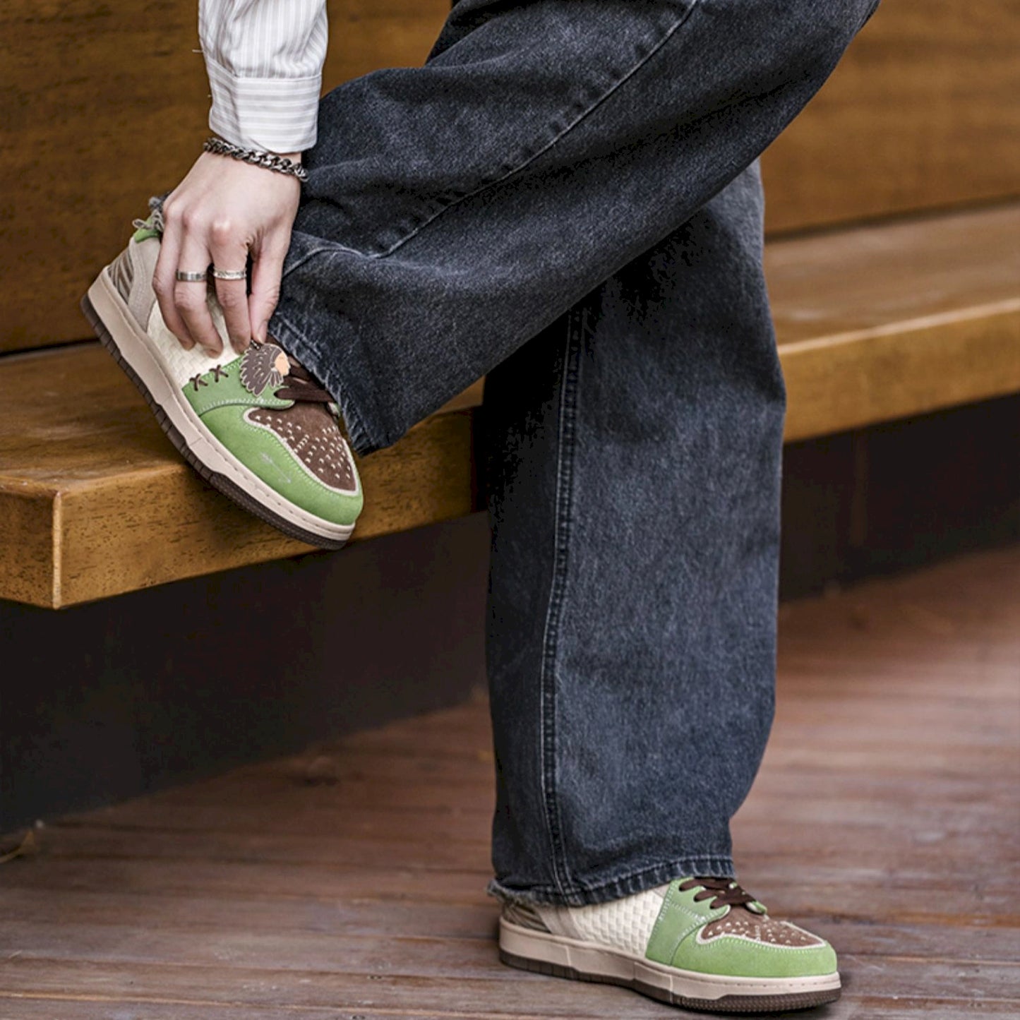 MRA LOWS SPIRIT TRAIL EDITION SNEAKER